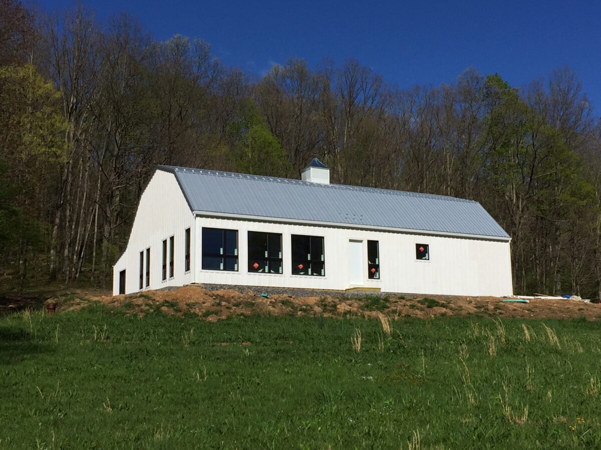 gambrel style barndominium post frame building home